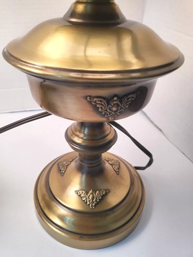 2 Quoizel Abigail Adams 19 1/2" Milk Glass Shade Blue Floral Pattern Brass Lamp - Picture 5 of 16