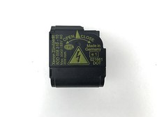 OEM Mercedes E ML GL R CLS SLK Xenon HID Headlight D2S Bulb Socket Igniter