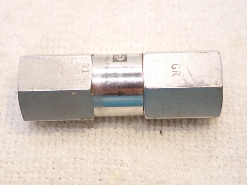 Parker Check Valve 5000 PSI 1/2" npt 2.25" length