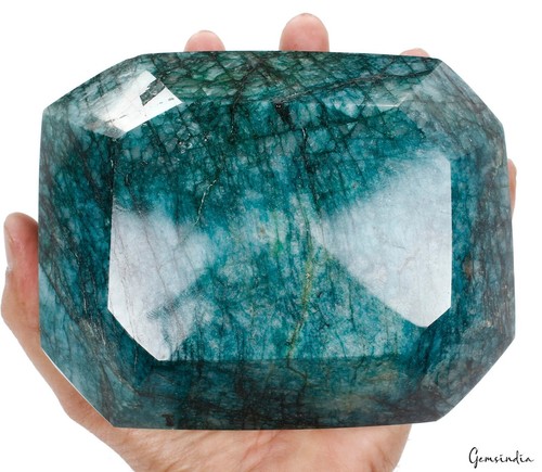 2.4 Kilo Natural Green Emerald Octagon Cut Earth mined Huge Brazilian Gemstone - Picture 6 of 7