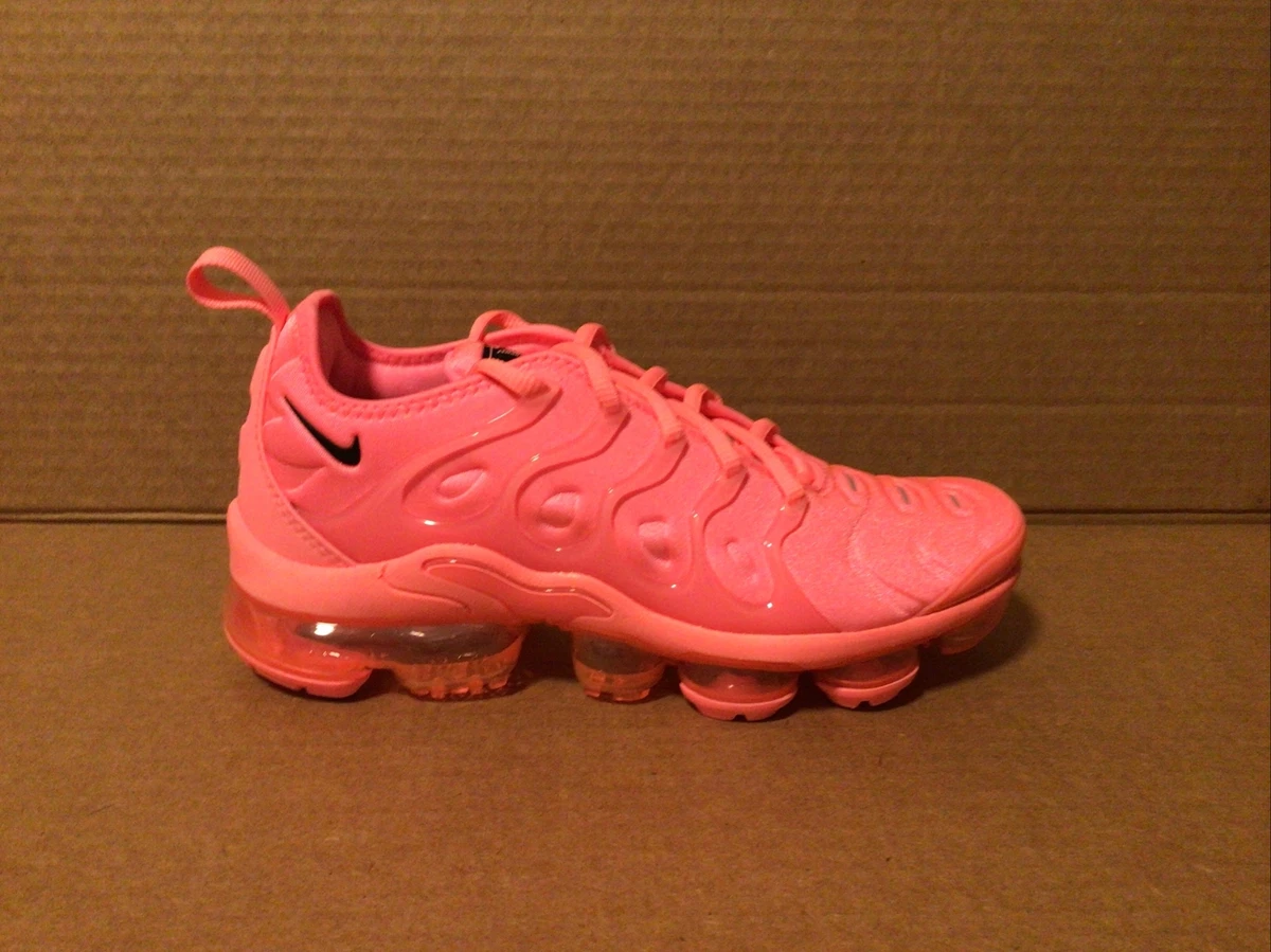 Size 7 vapormax plus best sale women's