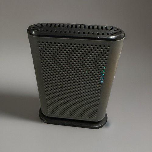 MOTOROLA 16x4 Cable Modem Model MB7420 686 Mbps DOCSIS 3.0 Comcast - Picture 3 of 4