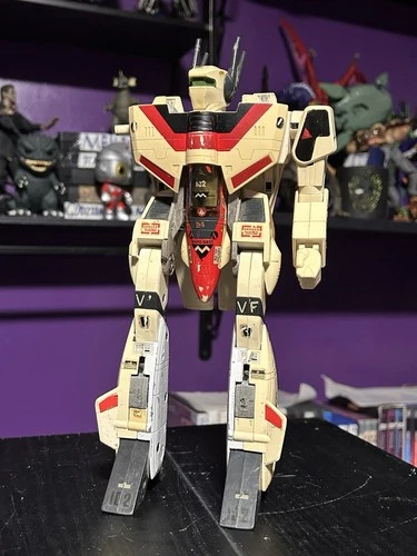 Vintage 1984 Bandai Transformers Jetfire / Robotech Valkyrie