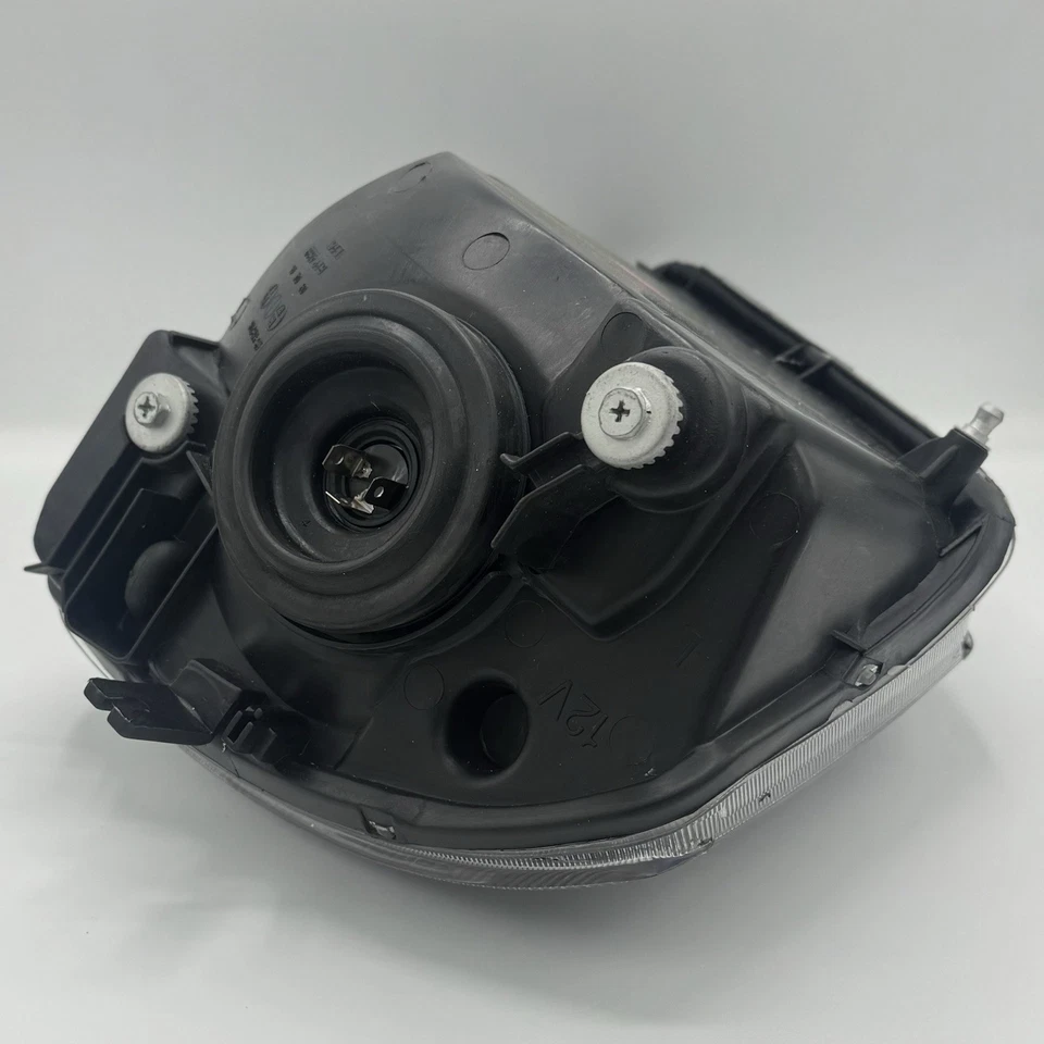 Дымчатая фара со стороны водителя 05 Mitsubishi Eclipse Eagle Eye MB276-B101L - Изображение 3 из 4