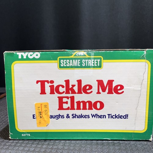 Vintage 1996 TYCO Tickle Me Elmo HA HA stuffed plush NEW Needs New Batteries - Picture 10 of 13