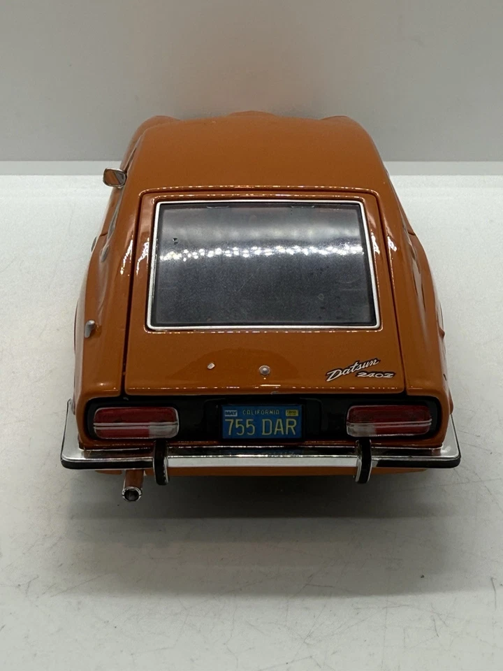 1971 Datsun 240Z Maisto 1:18 Scale Diecast Metal Car Model RARE COLOR Orange - Image 4 of 4