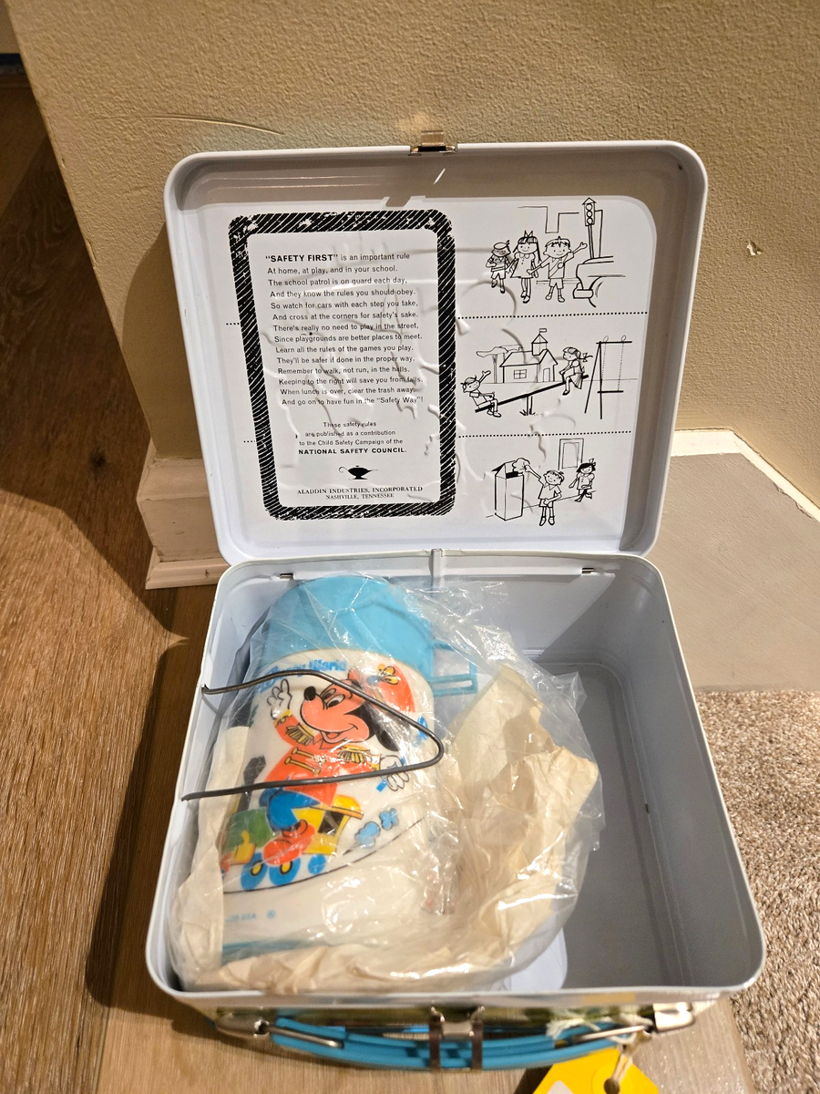 RARE - Vintage 1976 Walt Disney World Lunchbox With Matching