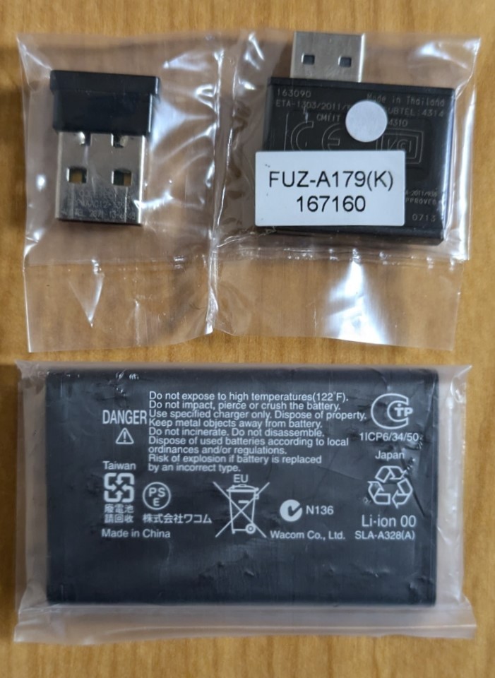 Wacom ACK-40401 Wireless Accessory Kit Genuine For Intuos
