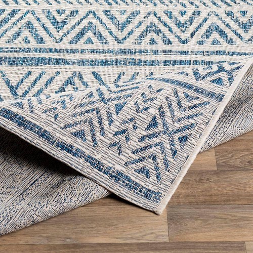 Livabliss Eartha Blue/White 4 ft. 3 in. x 5 ft. 11 in. Indoor/Outdoor Area Rug - Picture 2 of 9