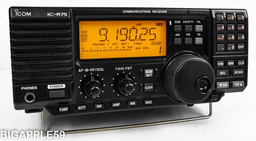 Icom IC-R75 Shortwave Radio w/ UT-106 Optional Module **QUALITY DX RECEIVER** - Picture 3 of 12