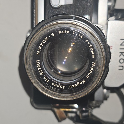 Nikon F Nippon Kogaku Japan silber mit NikkorS Auto 50mm f/1.4 schnell mit Gehäuse #7105720 - Bild 7 von 12