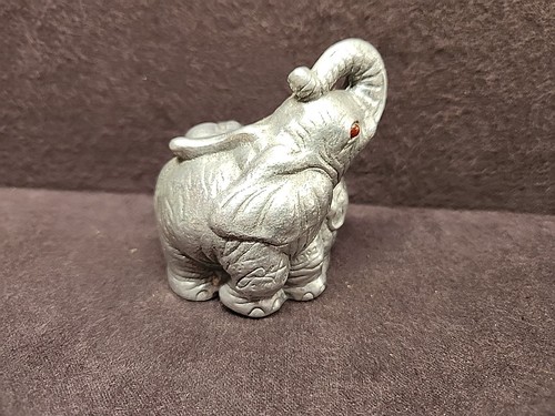 Arthur Court Designs Mom/Baby Figure Elephant Paperweight Red Stone Eyes - Picture 3 of 6
