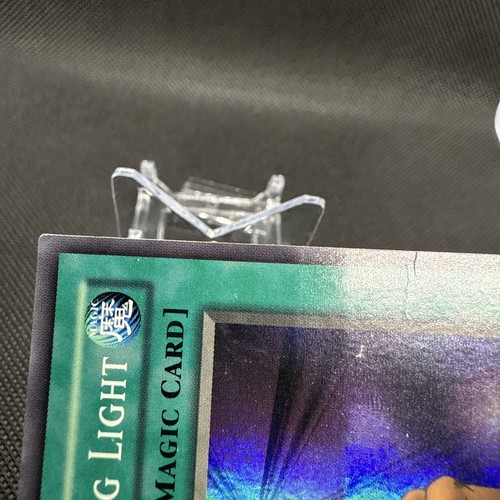 YUGIOH LUZ PIERCING OSCURO MP1-015 SUPER HP/PLIEGUES - Imagen 3 de 4