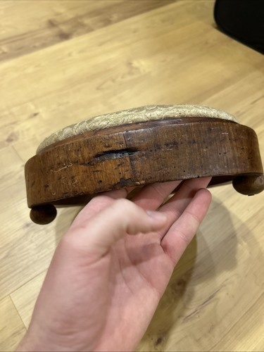 Antico vittoriano? Sgabello poggiapiedi circolare floreale in legno 10,5" 3 piedi a sfera in legno - Foto 8 di 14
