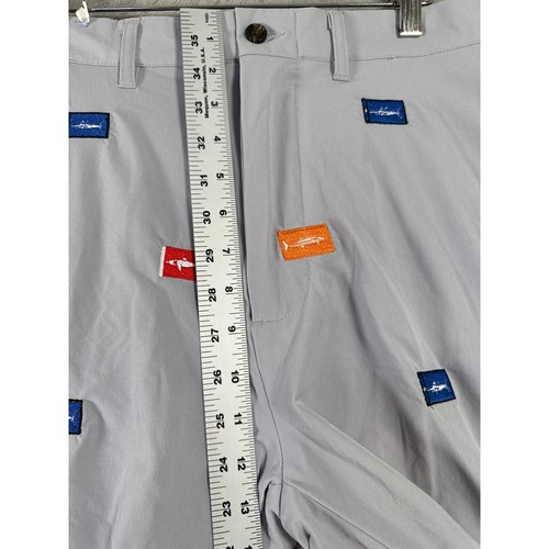 Castaway Clothing Mens Shorts 36 Gray Multi Fish Embroidered Preppy Casual NWOT - Picture 5 of 7