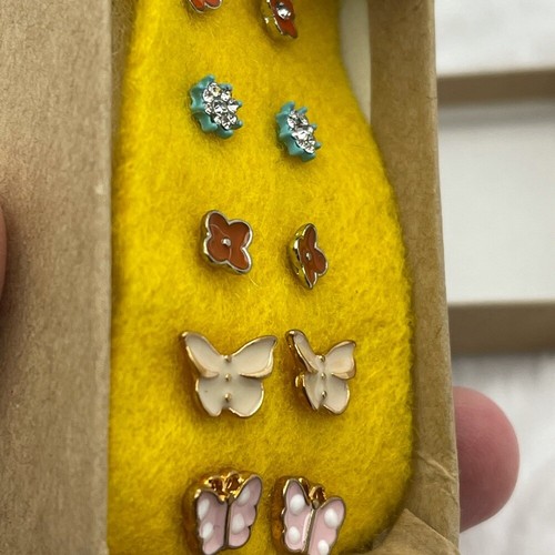 Butterflies & Flowers Enamel Earrings - Picture 4 of 6