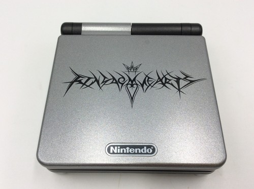 Caja Consola Nintendo Gameboy Advance SP Kingdom Hearts Edition - Imagen 9 de 24