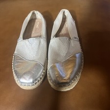 TOMS Classics Silver Mesh Women  s Shoes size: Womens 7