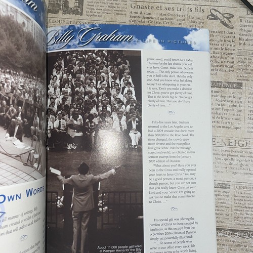 Billy Graham: A Life in Pictures [Paperback] Garfield, Ken  Signed By Author - Afbeelding 9 van 11