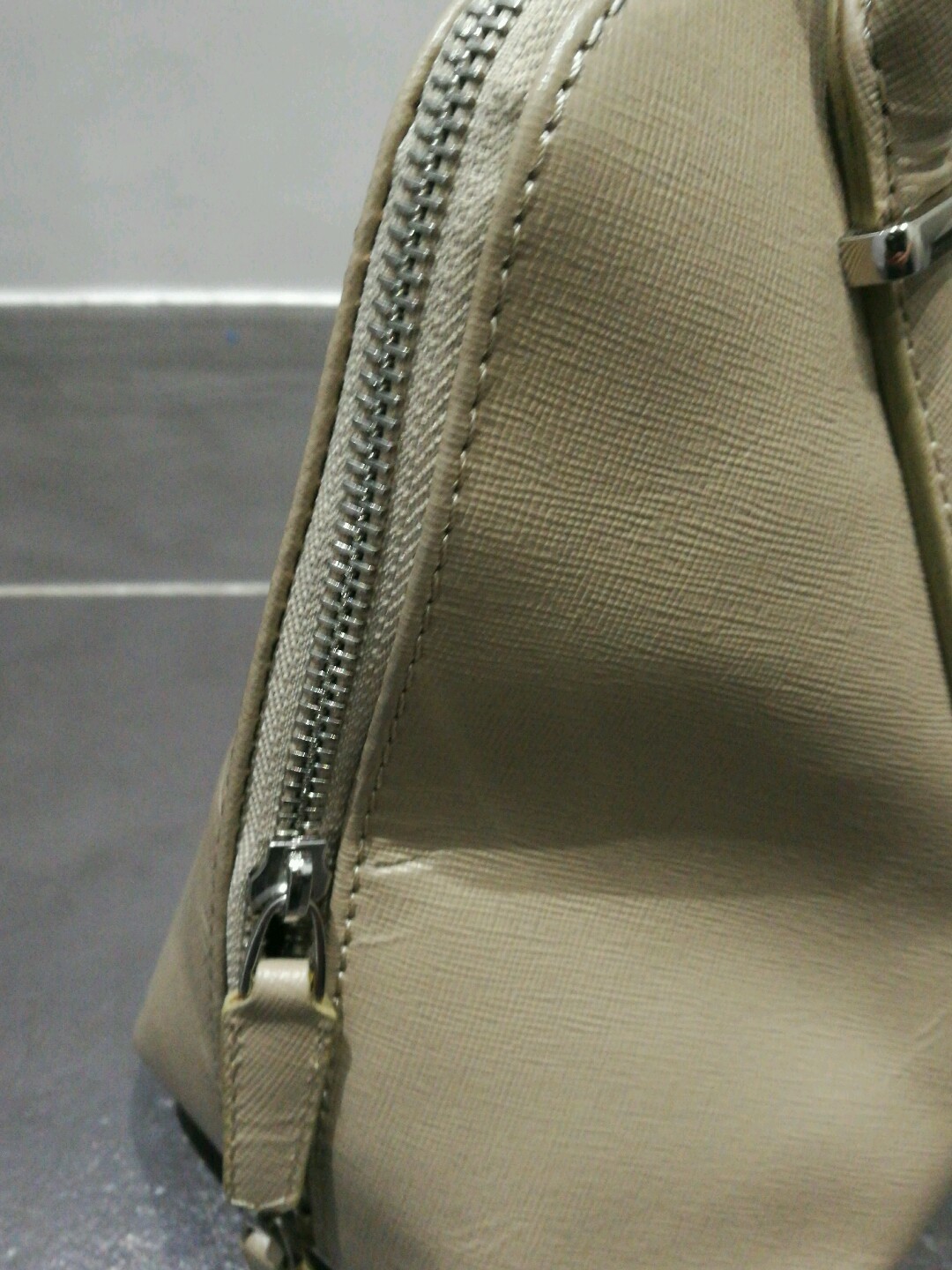 Picture 5 of 9