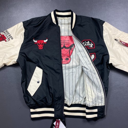 100% Authentic Chicago Bulls x New Era x Alpha Reversible Jacket Size M Mens - Picture 3 of 13