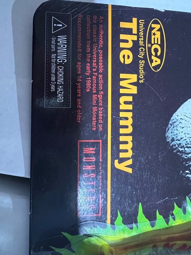 NECA Universal Monsters "La Momia" Brilla en la Oscuridad - Imagen 4 de 7