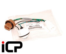 GENUINE Bumper Lamp Light Wiring Loom Bulb Holder For Mitsubishi Pajero Shogun 