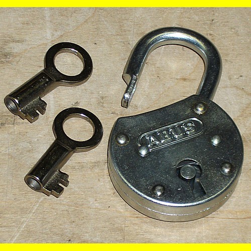 Abus Vorhängeschloss 465Z/50 - gleichschliessend mit je 2 Schlüssel - Bild 1 von 1