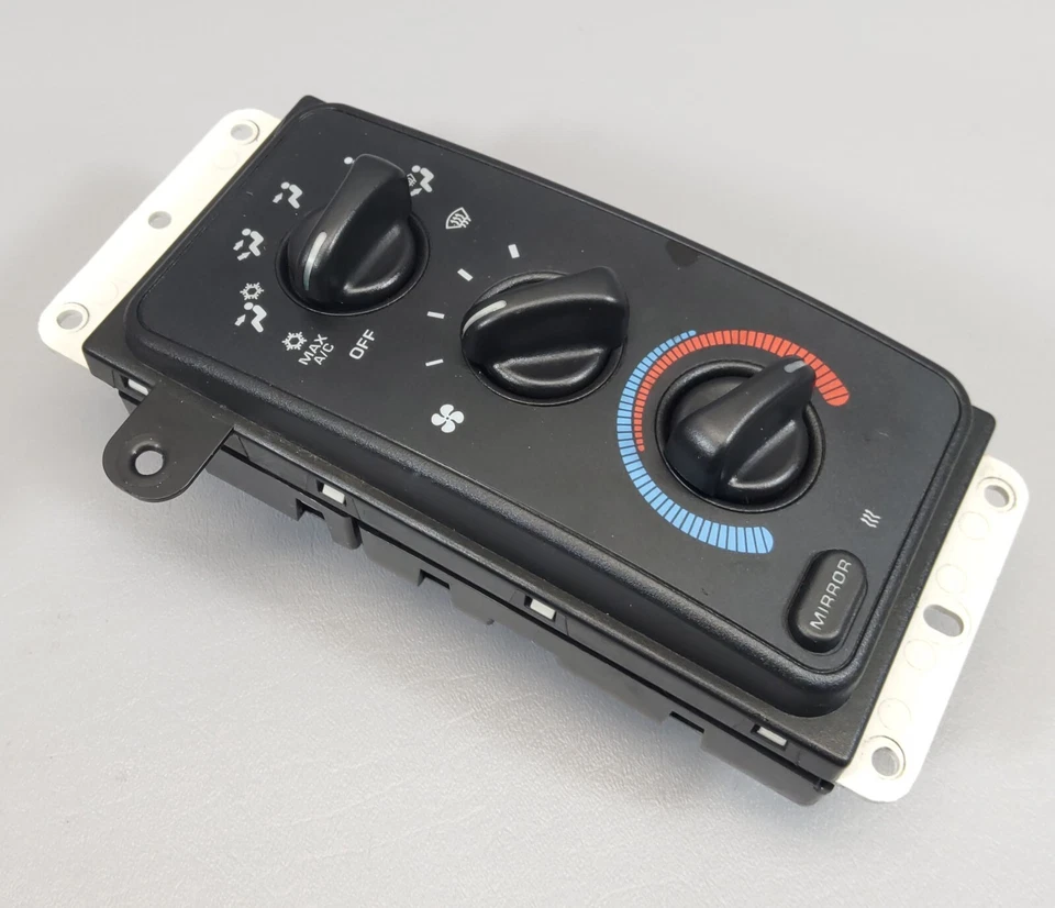 Установленный на приборную панель блок управления отопителем и кондиционером подходит для 99-02 Dodge Ram Truck 55056702AD - Изображение 4 из 4