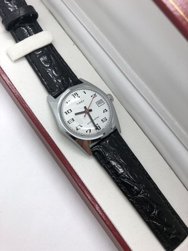 NEW From OLD STOCK Timex Men's Manual Wind RED seconds Date Watch Leather Band - Picture 5 of 10