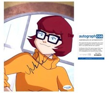 Mindy Cohn "Scooby-Doo! Mystery Incorporated" AUTOGRAPH Signed 8x10 Photo C ACOA Mindy Cohn "Scooby-Doo! Mystery Incorporated" AUTOGRAPH Signed 8x10 Photo C ACOA