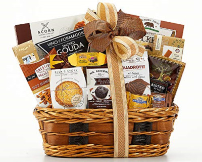 Food Gift Baskets / The 14 Best Food Gift Baskets Of 2021 : These 12 gift baskets offer the best combination of taste, presentation, and value we've found, and we wanted to find the standout choices: