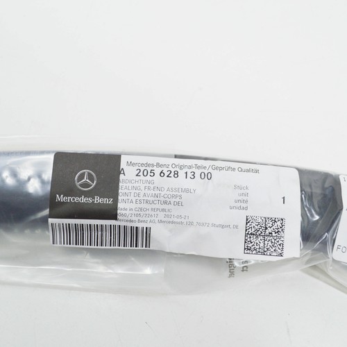 MB C W205 Front Bumper Upper Front End Sealing A2056281300 NEW GENUINE - 第 7/8 張圖片