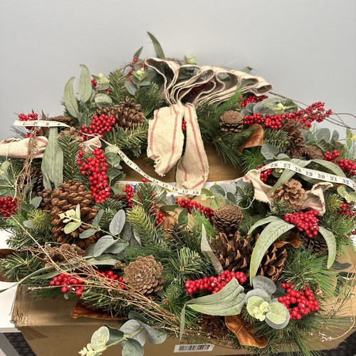 Balsam Hill Farmouse Wreath 34" NEW/Open box Clear LED lights Handcrafted 8" Tal - Picture 11 of 19