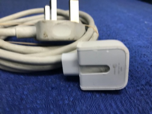 Genuine Apple D-00482 Lead B1 2.5А 250v Power Cable G1 - Picture 3 of 4