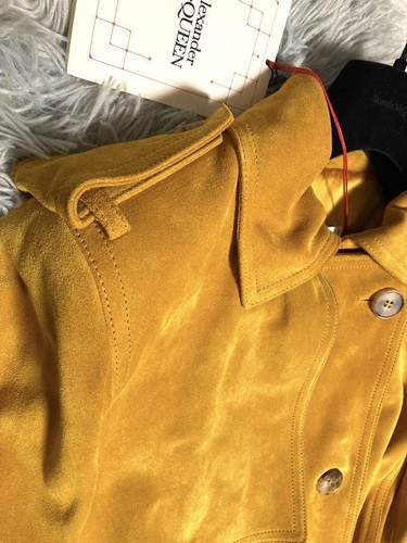 Unworn Alexander McQueen leather suede trench coat made in Italy - Picture 9 of 12