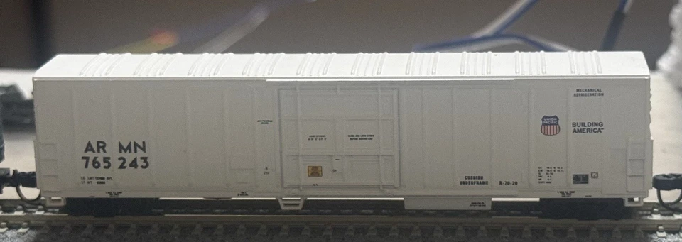 5 N Scale Cars ( Probably Micro Trains, But Not For Sure ). - Image 2 of 4