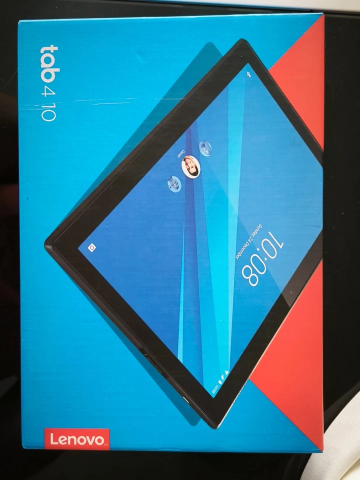 tablet lenovo TAB 4 10 bianco del 2017 usato ma in buone condizioni, 16+2GB, foto 2 di 5