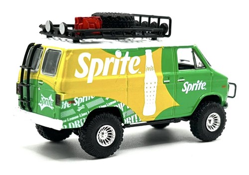 M2 MACHINES 1971 CHEVY G10 VAN 4X4 AUTO HAULERS SPRITE LOOSE - Picture 2 of 4