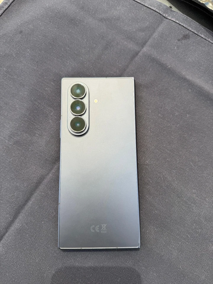 Samsung Galaxy Z Fold7 · 1TB, photo 2 of 5
