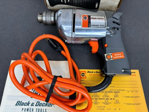 Taladro de velocidad variable NOS Black & Decker 3/8” 7120 con bloqueo de velocidad eléctrico con cable - Imagen 2 de 9