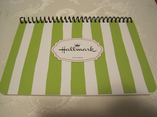 2025 HALLMARK KEEPSAKE ORNAMENT CLUB MEMBERSHIP EXCLUSIVE BOX - Picture 8 of 18