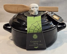 Skull Brie Baking Dish Wild Eye Goth Halloween New! Bamboo Spatula Black Ceramic