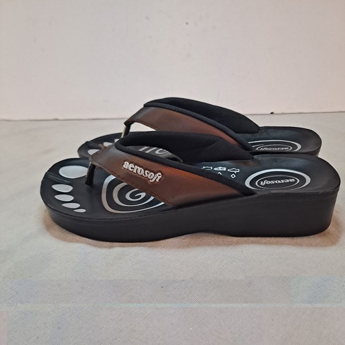 Aerosoft Thong Sandals Womens Size 36 (US 5) Brown Wedge Beach - Picture 2 of 11