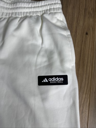 Herren Adidas Basketball Jogginghose Legends Sweatpants XL Weiß Neu mit Etikett - Bild 4 von 9