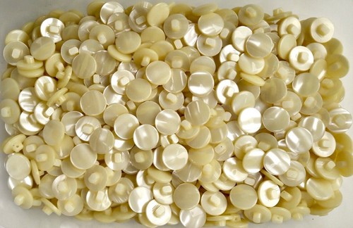 Small 15mm 24L Cream Pearlescent Shank Quality Buttons Baby Craft Button (AA59) - Picture 24 of 24