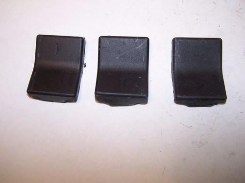 SUZUKI VL1500 GAS TANK INSULATOR MOD RECALL KIT 99103-11207 VL 1500 lm - Foto 3 di 11