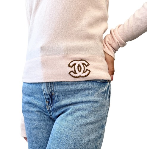 CHANEL Vintage 01A CC Mark Logo Long Sleeve Sweater Top #38 Pink Cashmere Knit - Picture 2 of 10