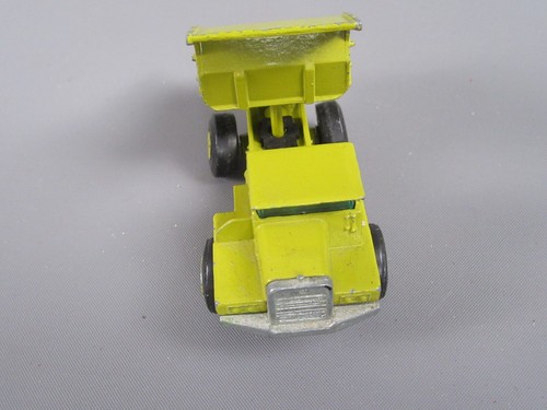 B525 Vintage 1969 Matchbox 28A UK Mack Dump Truck Mustard Lesney Superfast - Picture 10 of 12