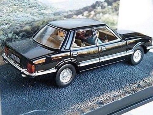 JAMES BOND TAUNUS FORD CORTINA MKIV SPION WER LIEBTE MICH MODELLAUTO 1:43 MASSSTAB BLAU K - Bild 4 von 5